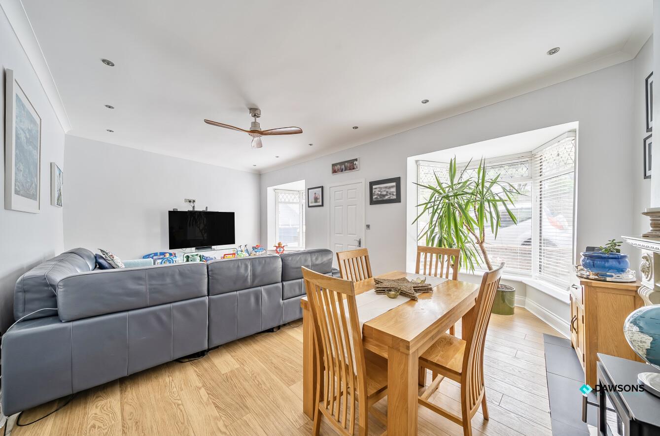 Myrtle Terrace, Mumbles, Swansea, SA3 4DT
